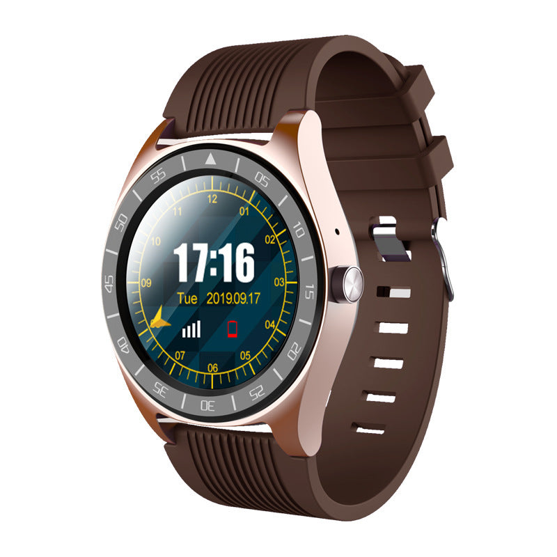 Smartwatch bulat tahan air dengan rating IP68, cocok untuk aktivitas outdoor