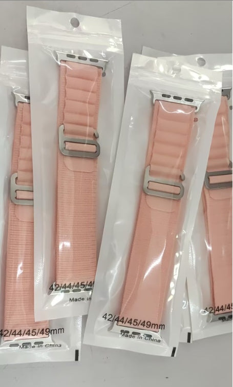 Strap Apple Watch jual terlihat gagah dan maskulin